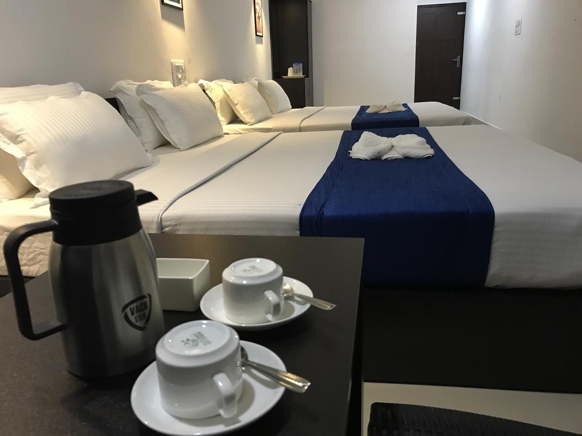 Highland Bristo Hotel Kalpetta Esterno foto